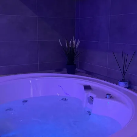 Alma Couette-café Nettuno